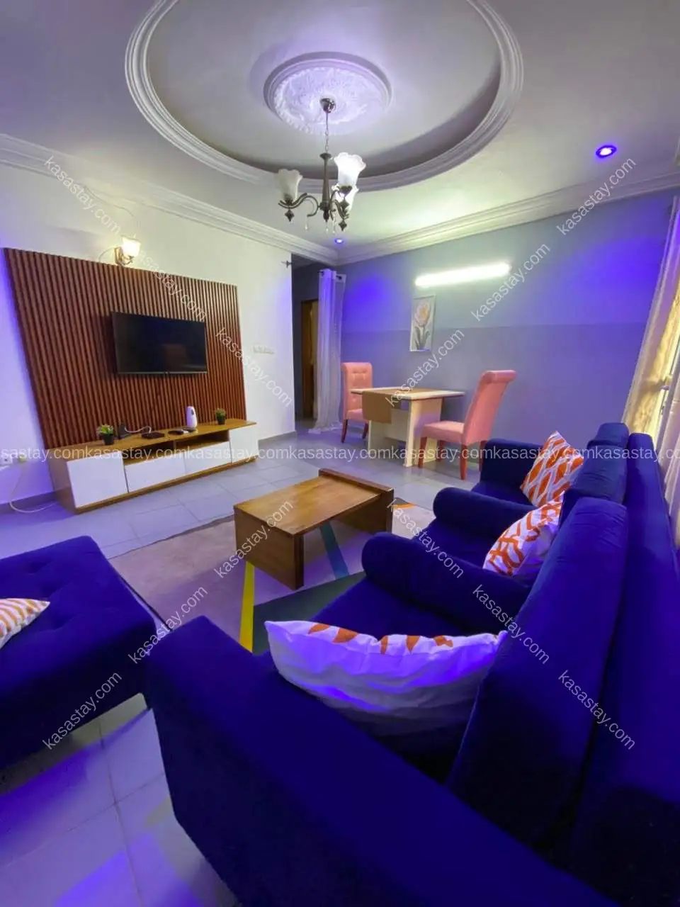 Appartement à Petit marché odza, 2 chambres