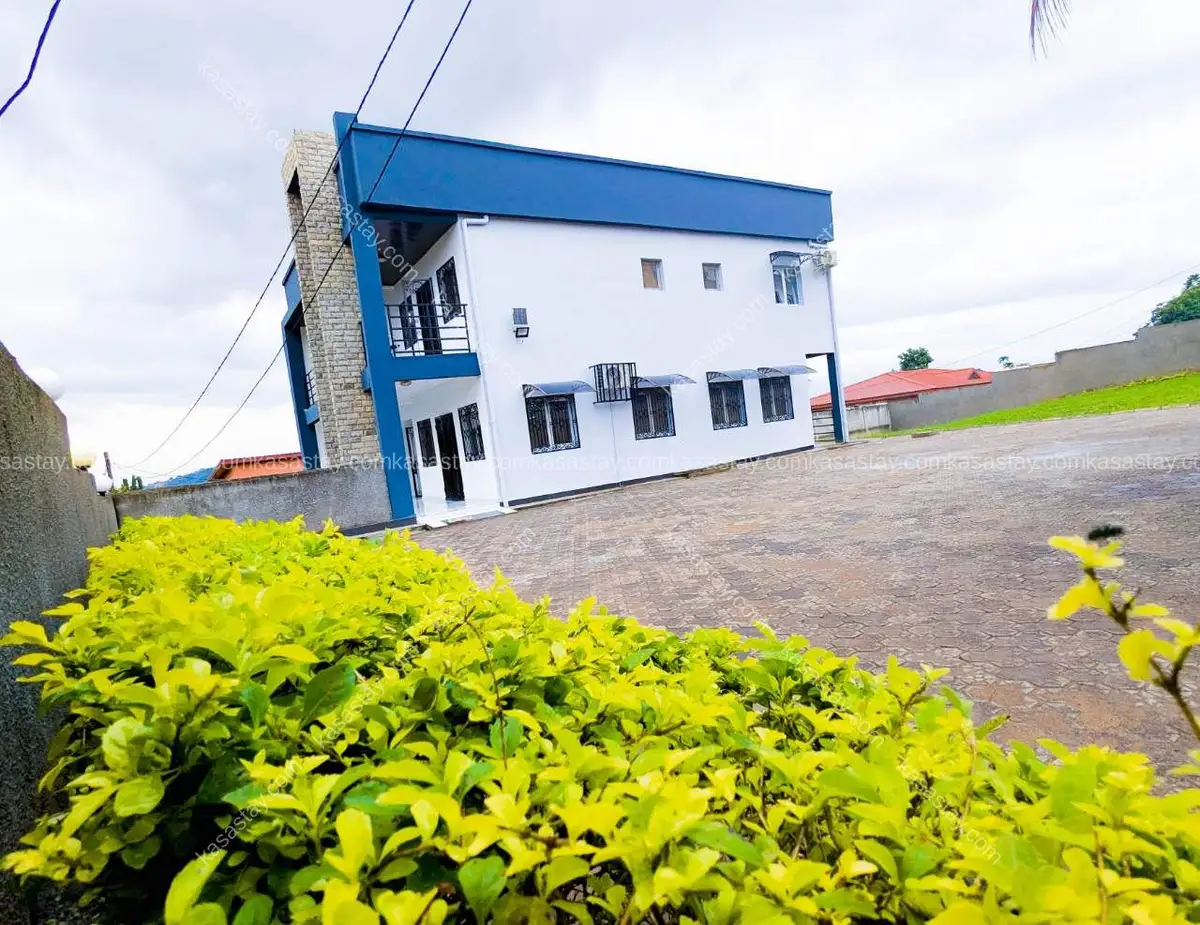 Duplex in Odza, Yaoundé, 4 bedrooms