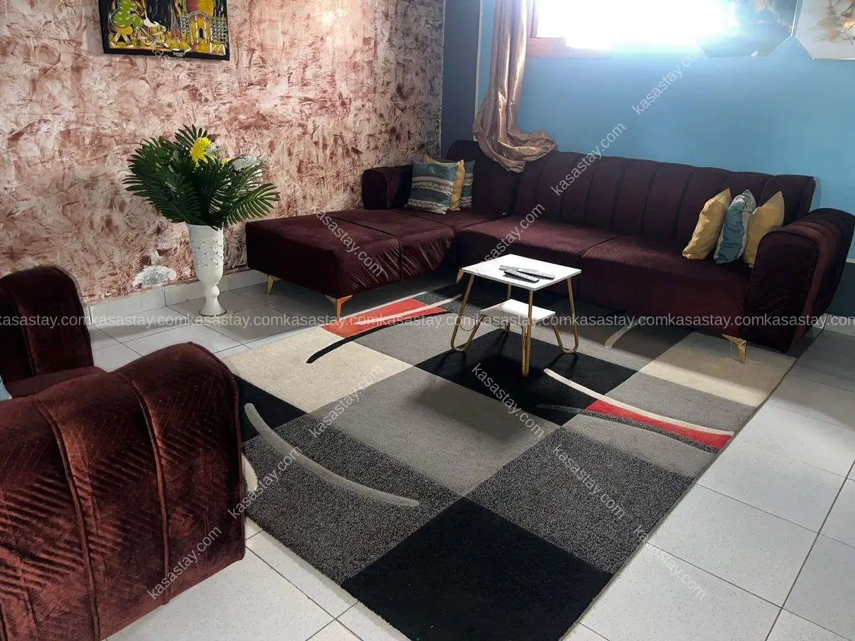 Studio in Makepe petit pays