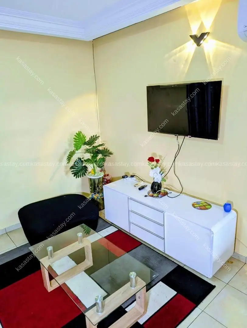 Apartment in Logpom, Douala, 3 bedrooms