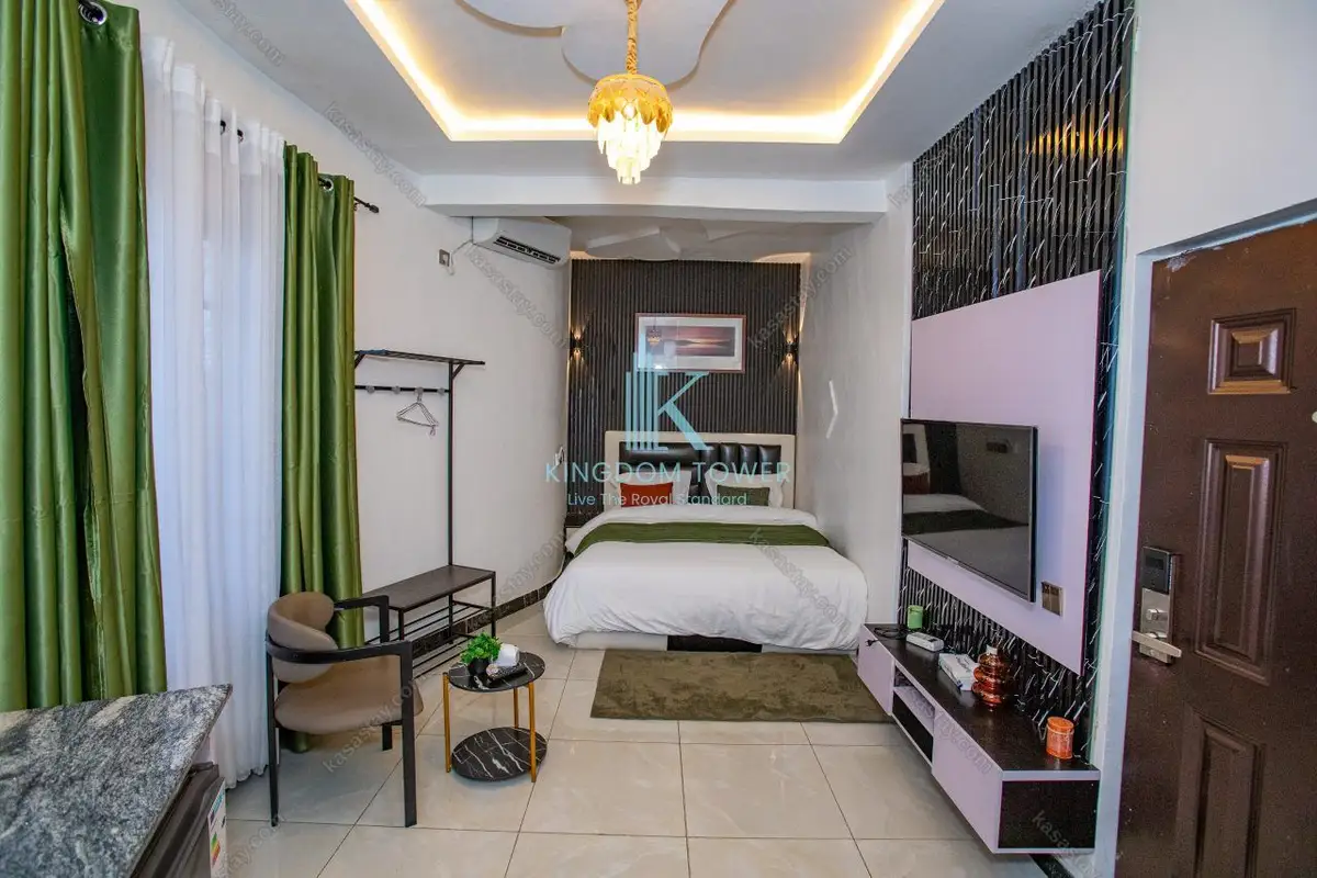 Room in Station JFF oil, 1 bedroom