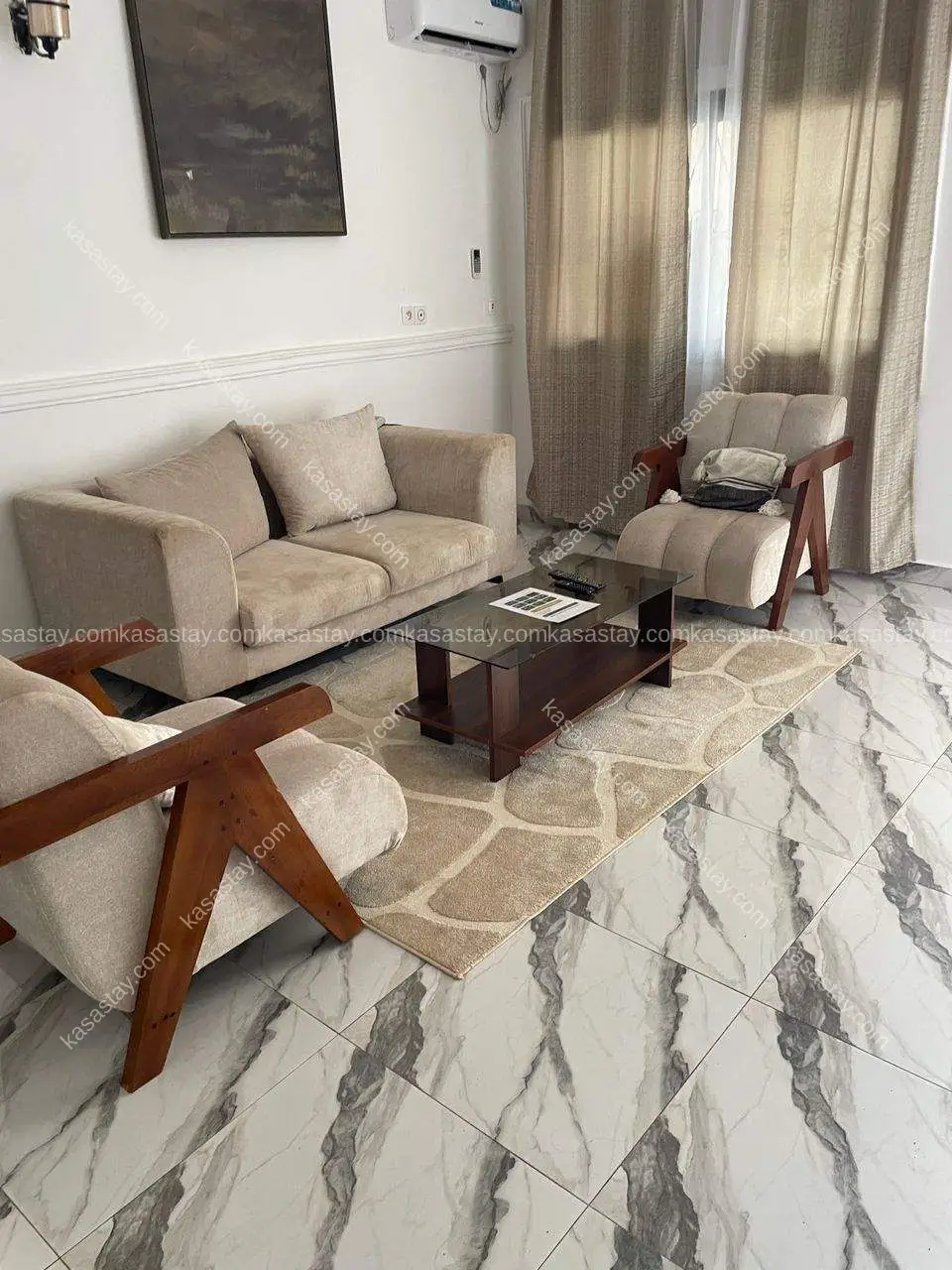 Apartment in Commissariat Odza, 3 bedrooms